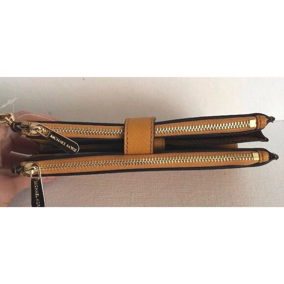 New Michael Kors Jet Set Travel Double zip wristlet Leather wallet Marigold - Picture 6 of 8